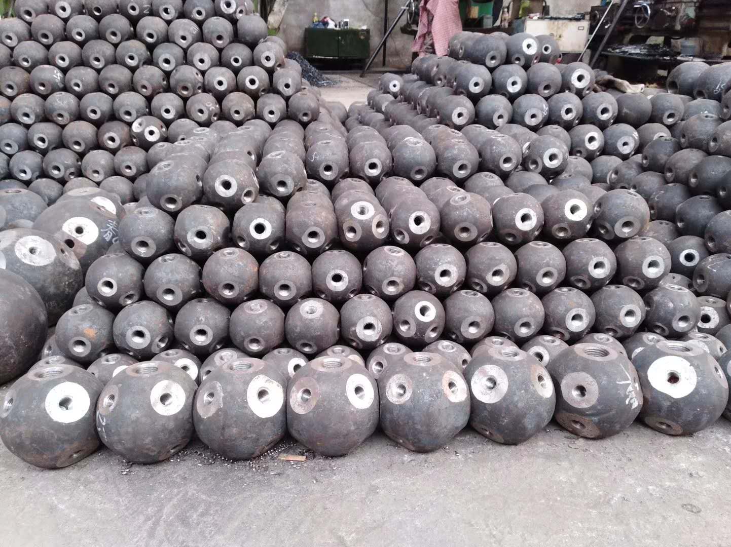 高平螺栓球